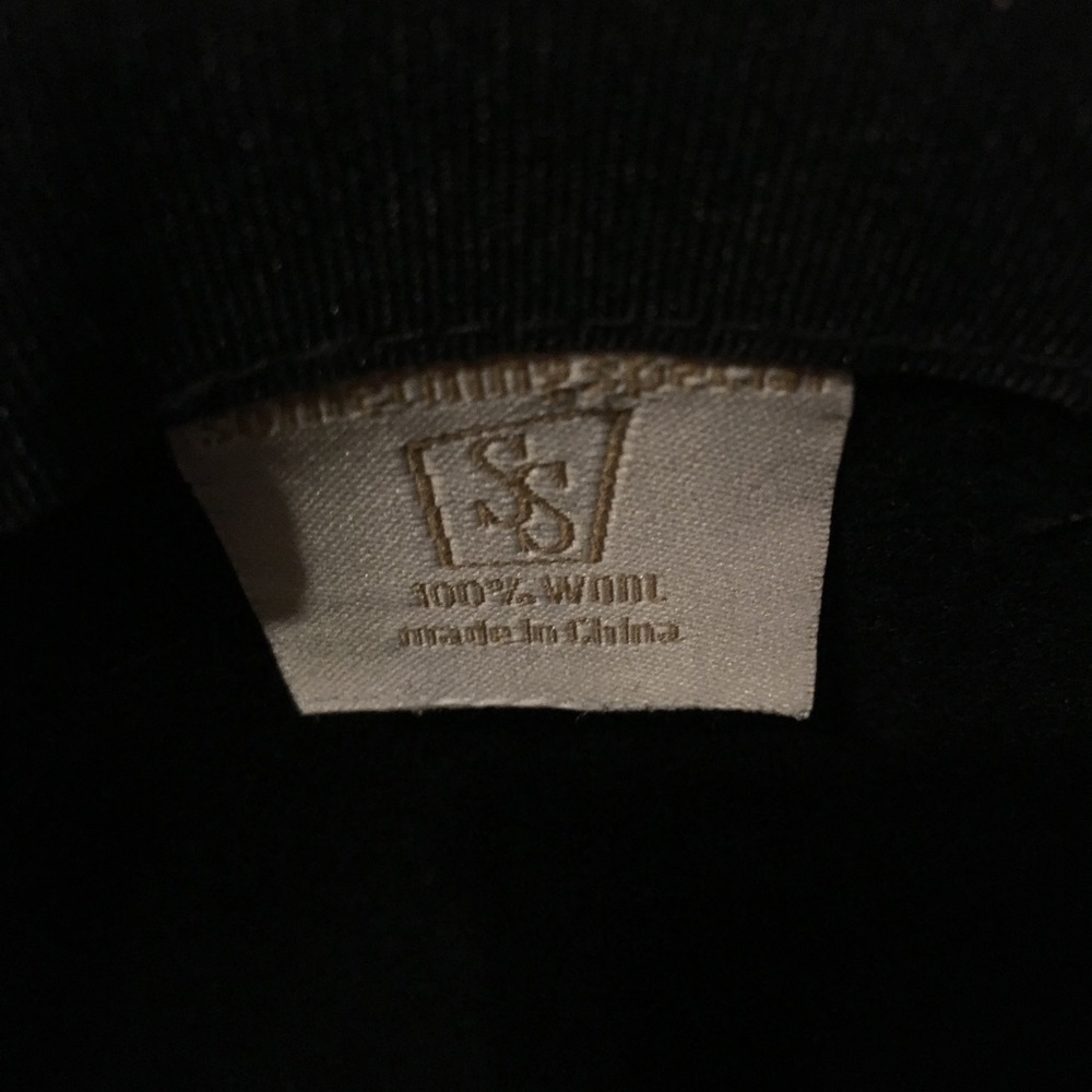 Bucket hat - Picture 3 of 3